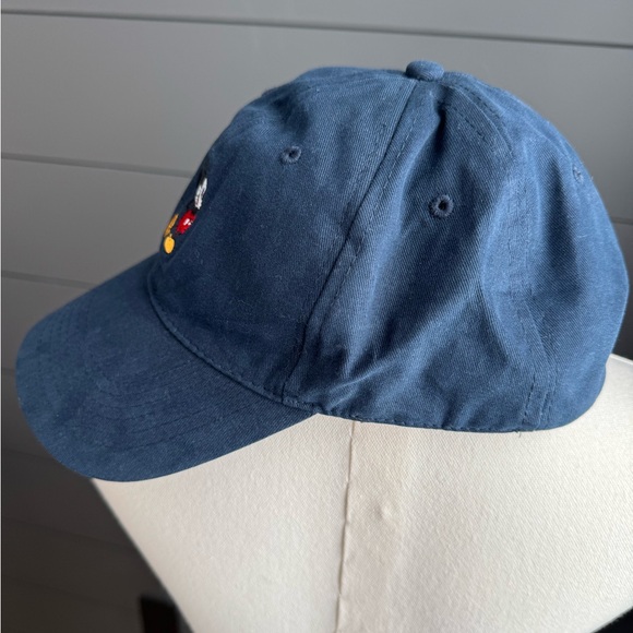 Disney Navy Adjustable Hat Cap with Embroidered Mickey Mouse Dad Park Unisex - Picture 2 of 6